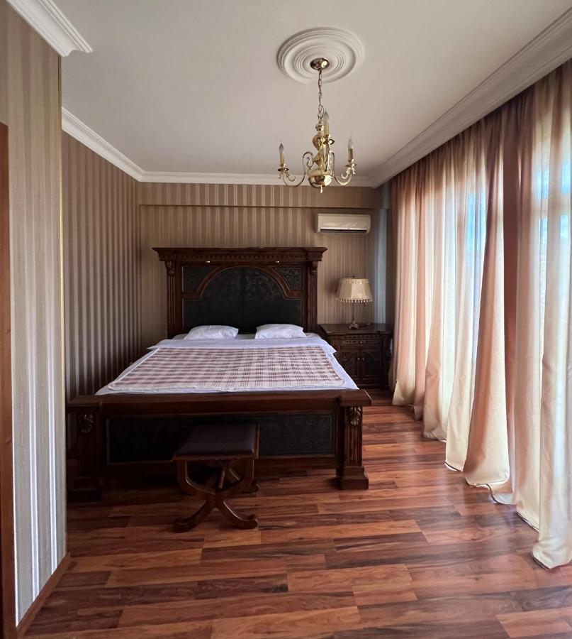 Hotel Bagrati 1003 à Koutaïssi Extérieur photo