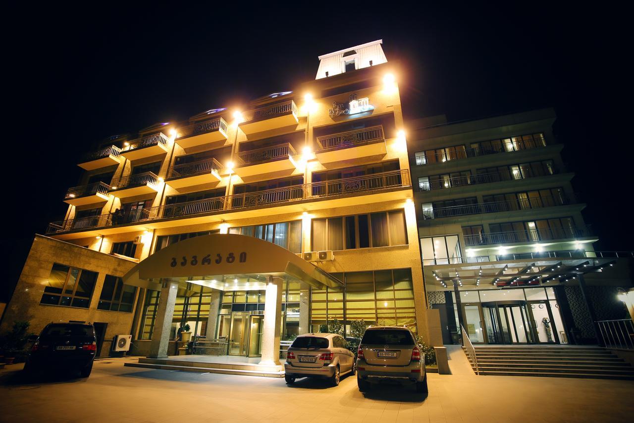 Hotel Bagrati 1003 à Koutaïssi Extérieur photo